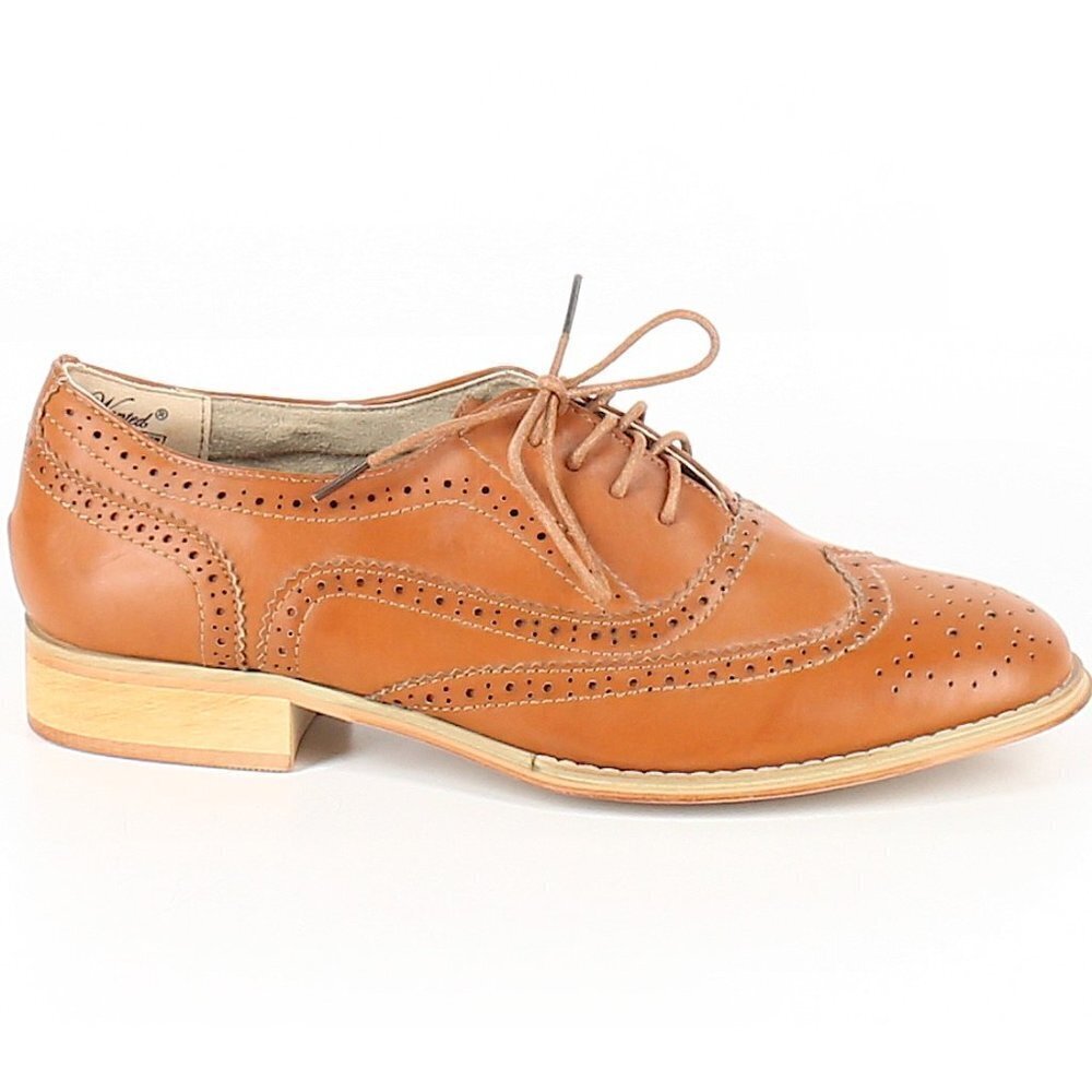 Wanted Caramel Flats
